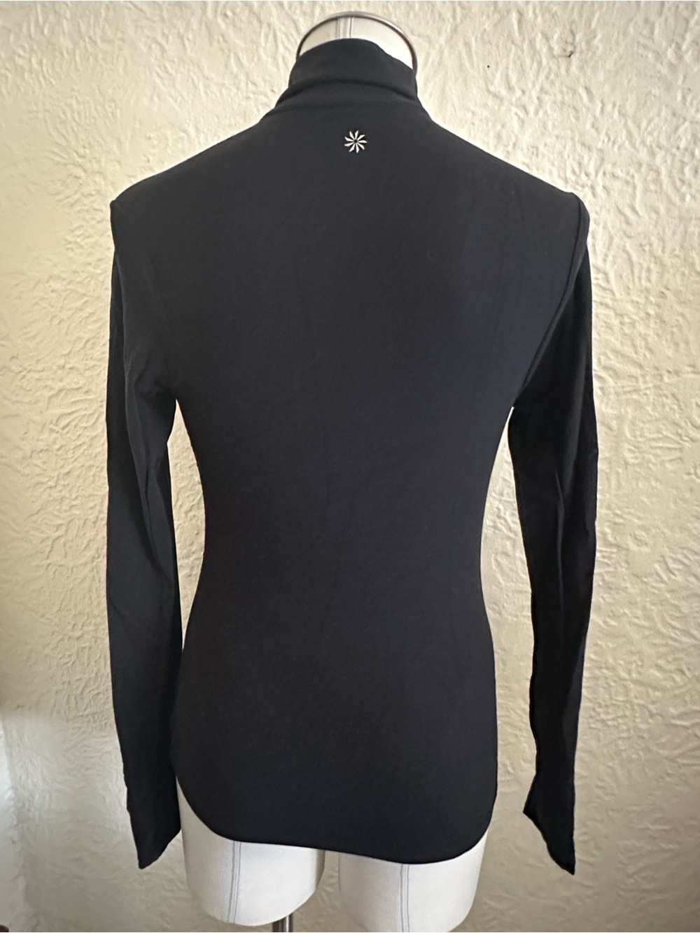 Athleta Transcend Half Zip Black Long Sleeve Active Top XS - Picture 5 of 8